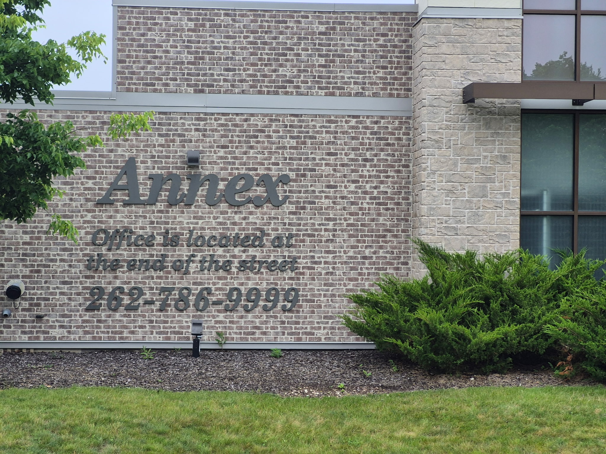 secured units in Brookfield, WI